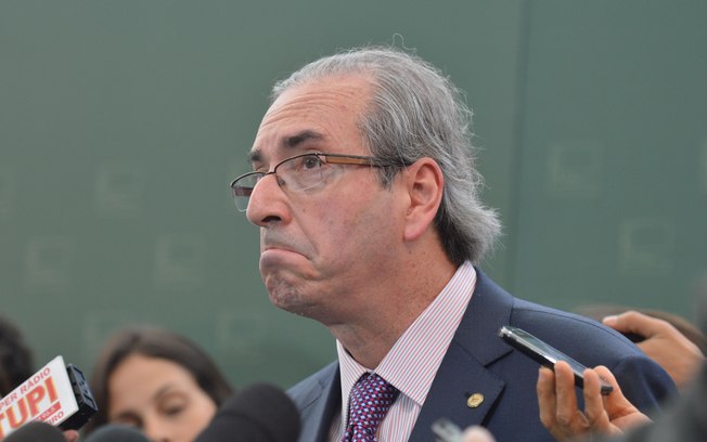 Cunha fala com a imprensa sobre CPI da Petrobras; depoimento dado aos parlamentares desencadeou o inferno astral do parlamentar. Foto: Antônio Cruz/ Agência Brasil - 3.3.15