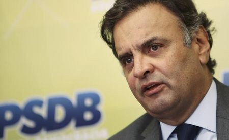 Senador Aécio Neves (PSDB) em entrevista coletiva em Brasília