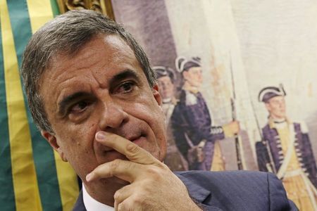 Ministro da AGU, José Eduardo Cardozo, durante sessão da comissão do impeachment em Brasília