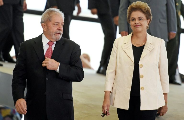 O ex-presidente Lula e a presidente Dilma Rousseff, em Brasília, no dia 17 de março de 2016