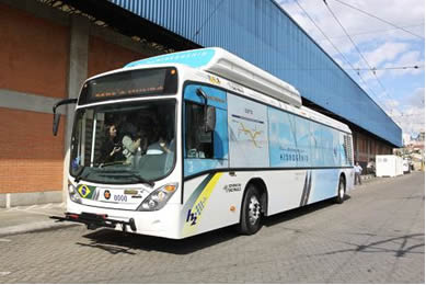 Ônibus brasileiro movido a hidrogênio