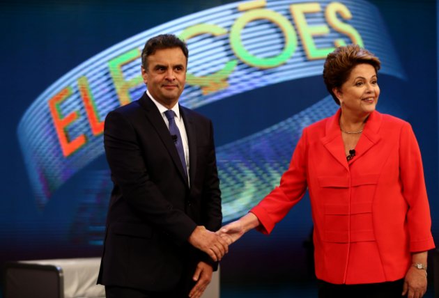 Aécio Neves (PSDB) e Dilma Rousseff (PT), durante o último debate antes do 2º turno. (Foto: Estadão Conteúdo)