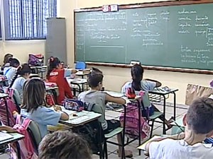 Sala de aula (Foto: Reprodução/RPC TV Londrina)